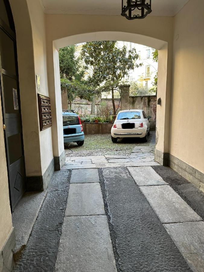Monolocale In Pieno Centro Apartment Milan Exterior photo